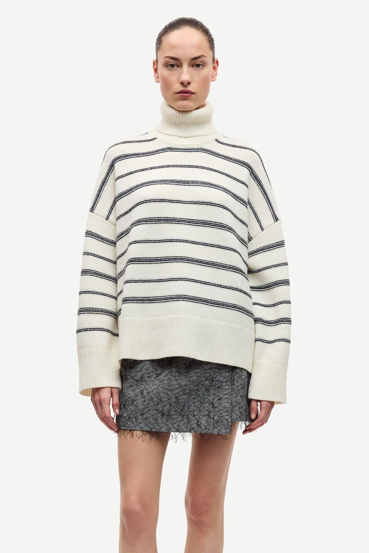 Sakeiku Stripe Turtleneck - Clear Cream St.