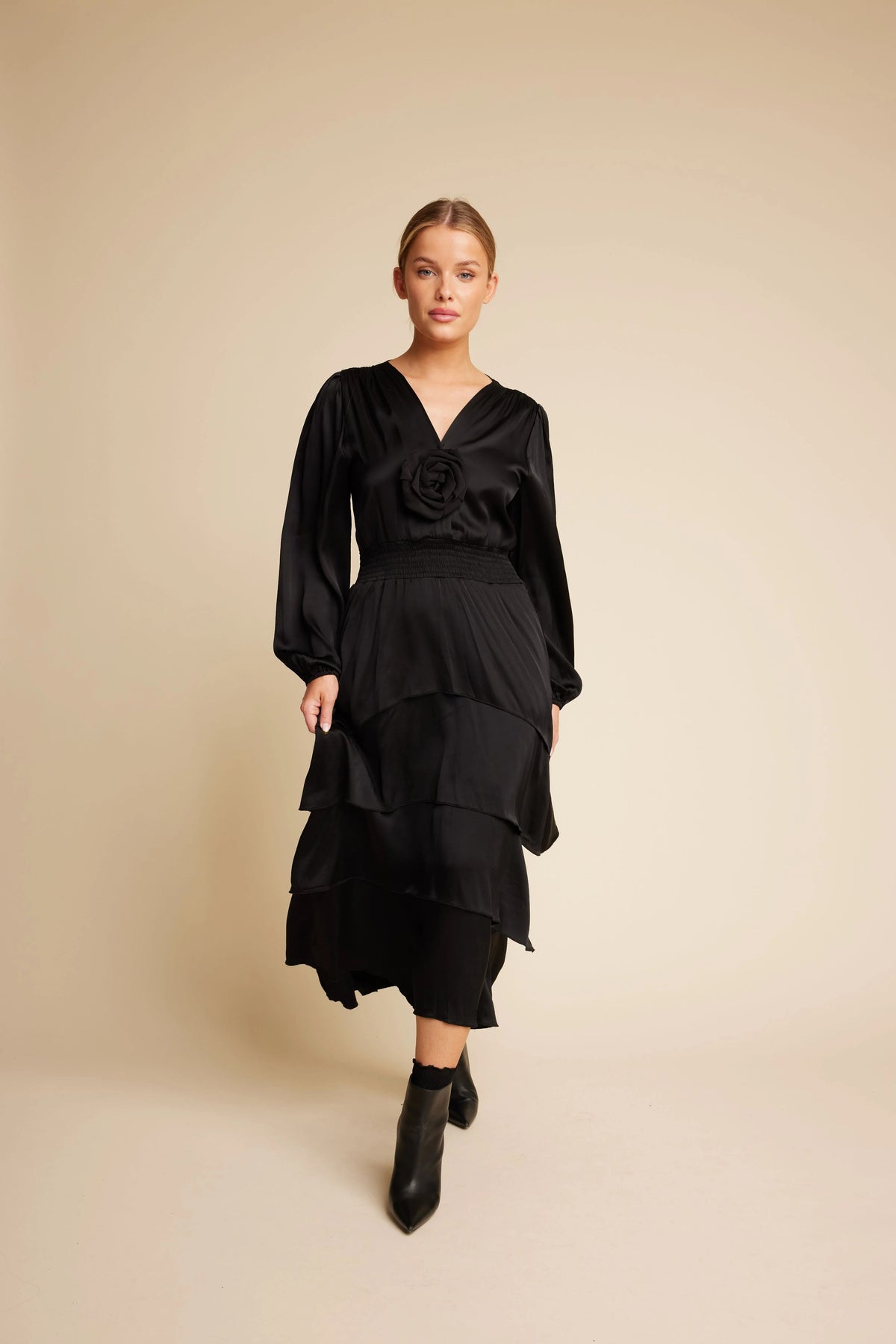 Angel Satin - Black