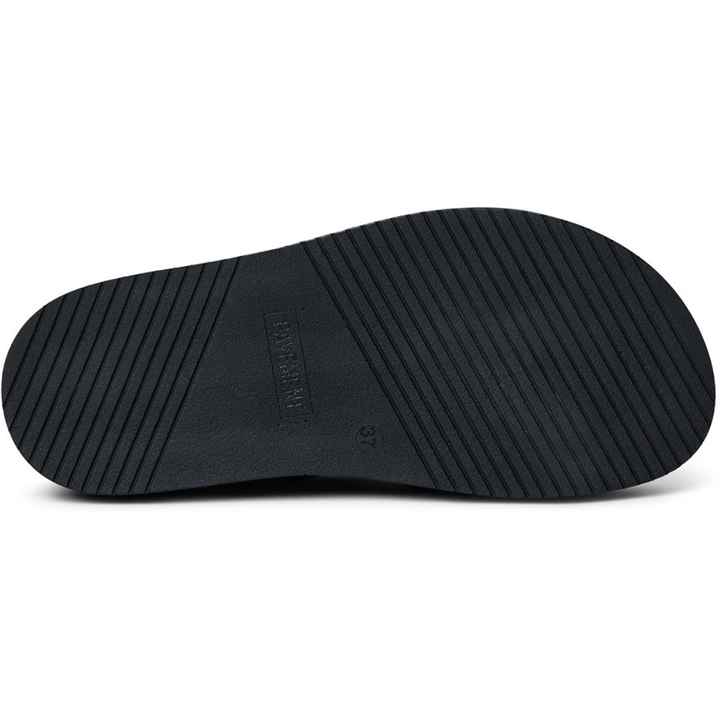Maru - Black/Tan