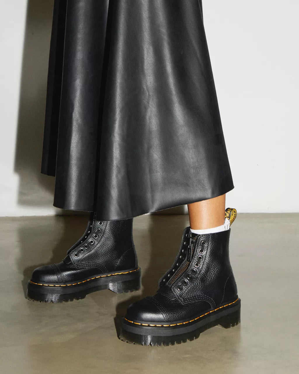 Sinclair - Black Milled Nappa