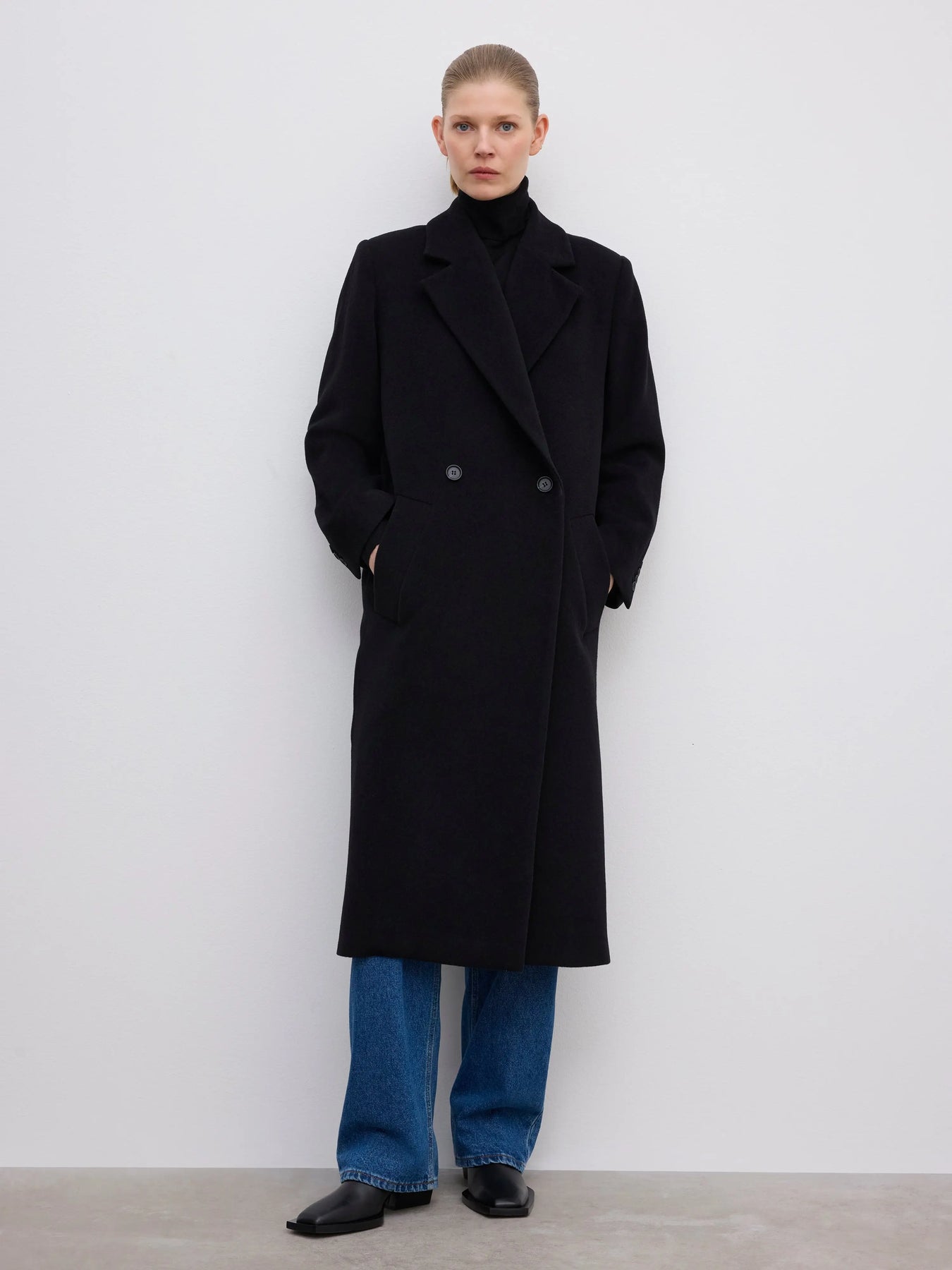 Db Wool Coat - Svart