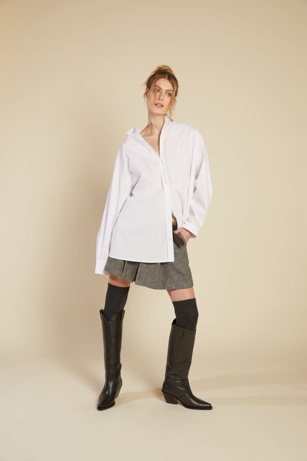 Stella Solid - White