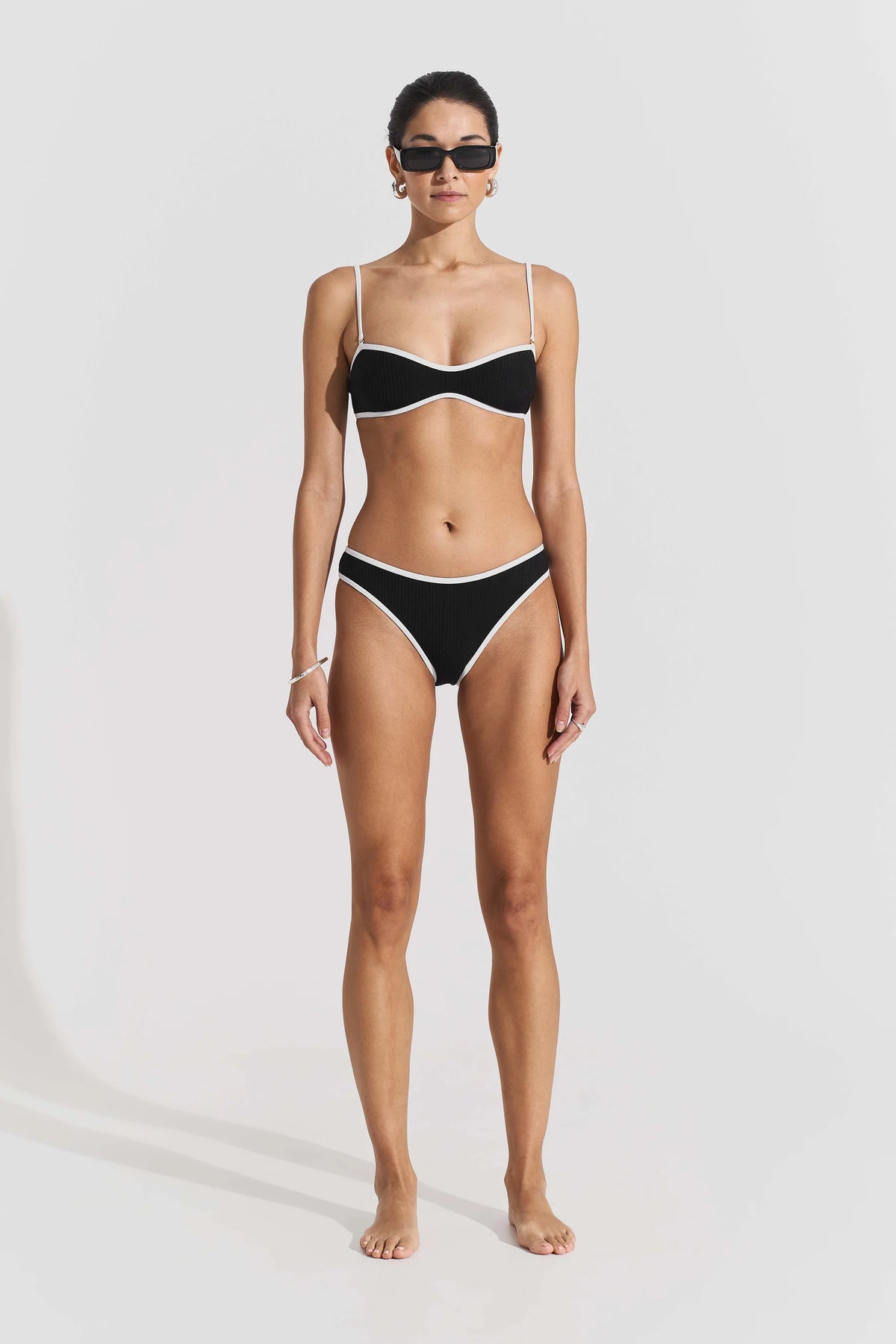 Ribbed Bikini Bottom - Svart