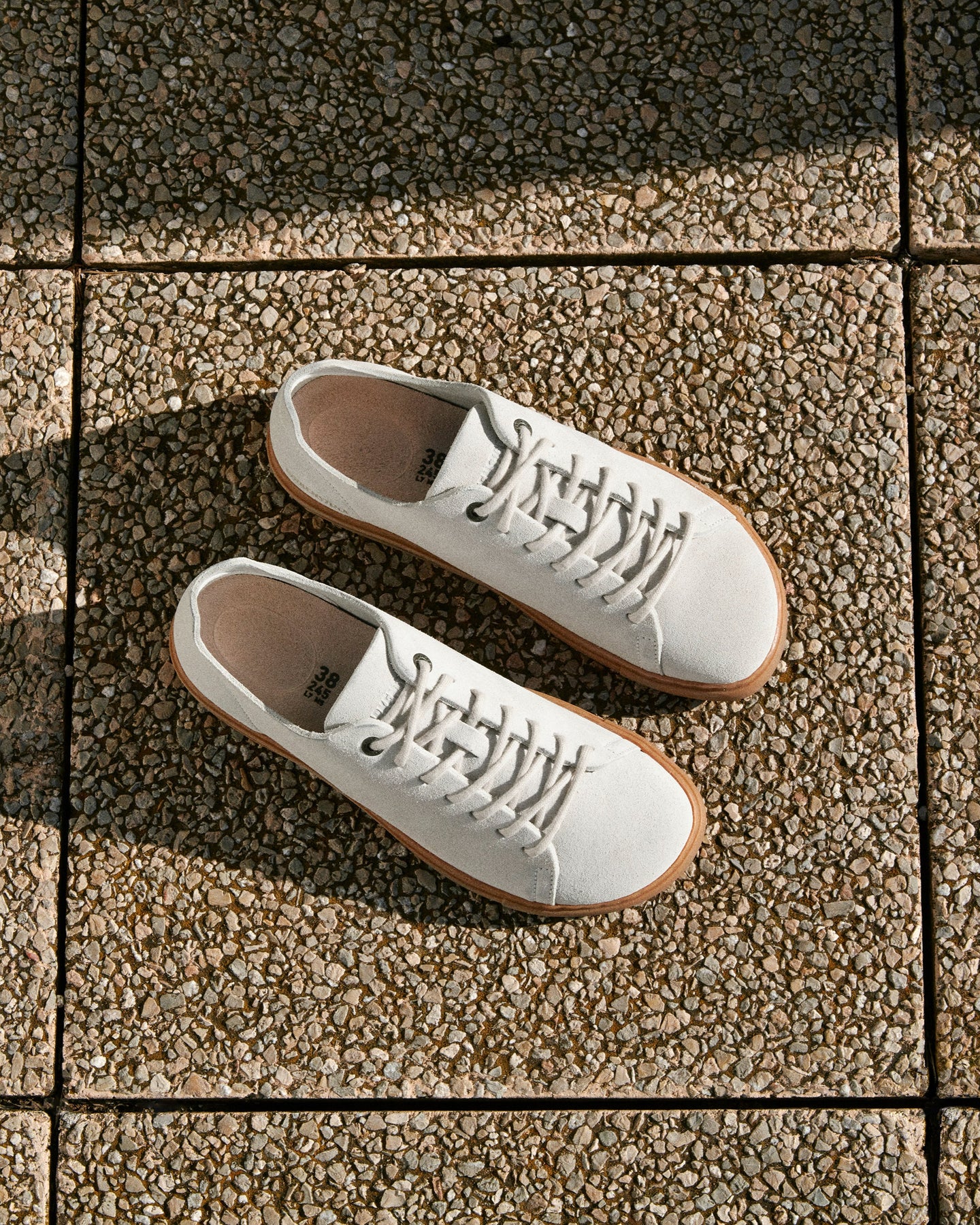 Birkenstock Bend Low Decon Nukub Narrow - Antique White