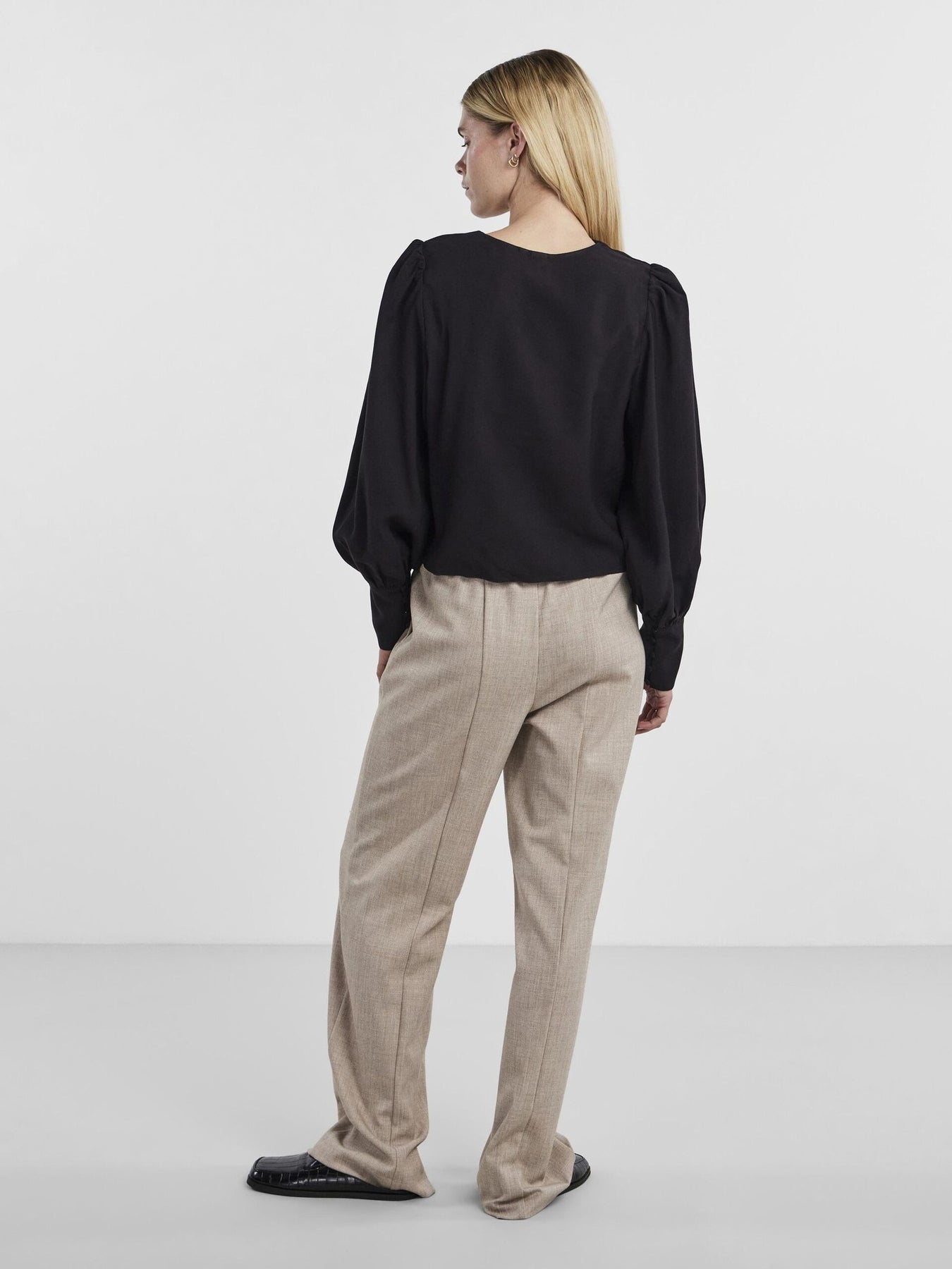 Yaslenzo LS Shirt S - Black