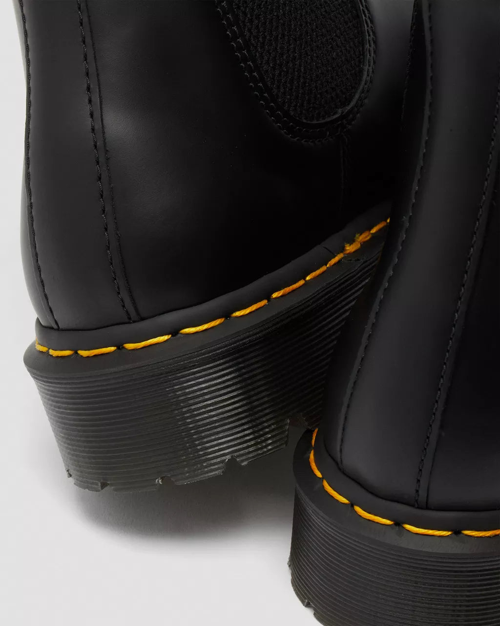 2976 Bex Smooth Leather Chelsea Boots - Black Smooth