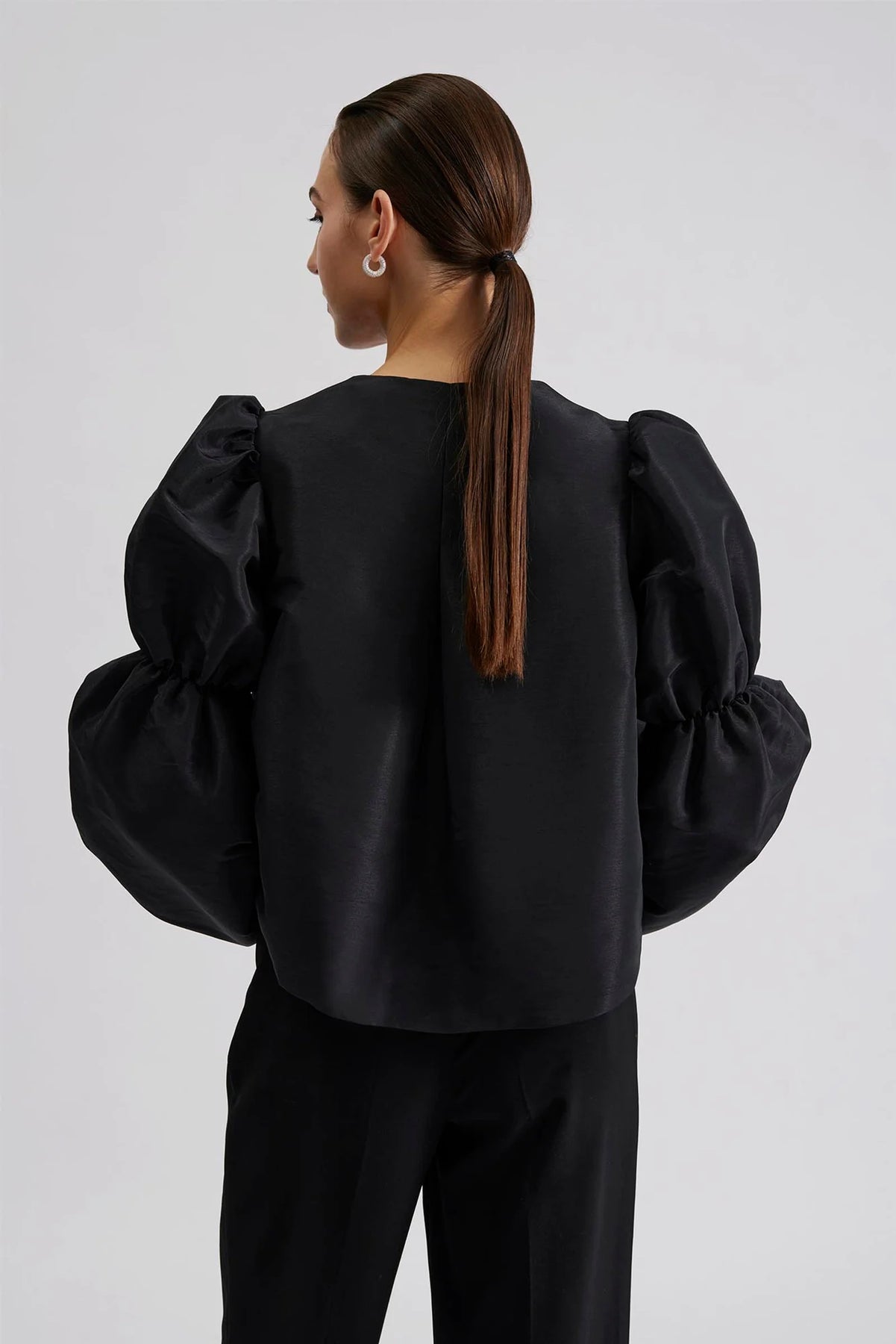 Zoey Double Pouf Sleeve Blouse - Svart