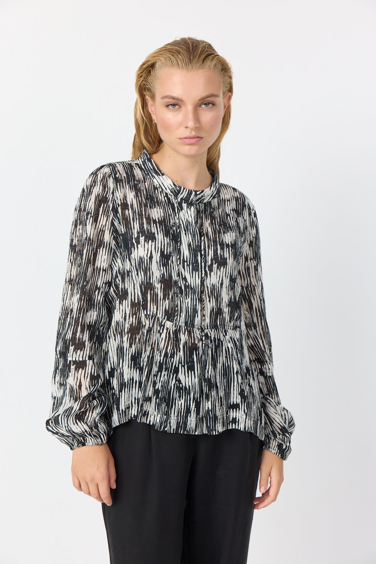 Leveté Room Dana 1 Blus - Off White Com