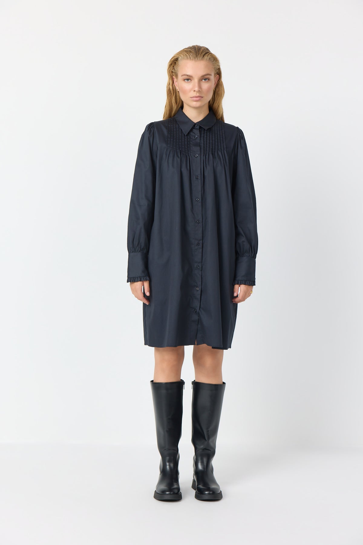 Isla Solid 97 - Dark Navy