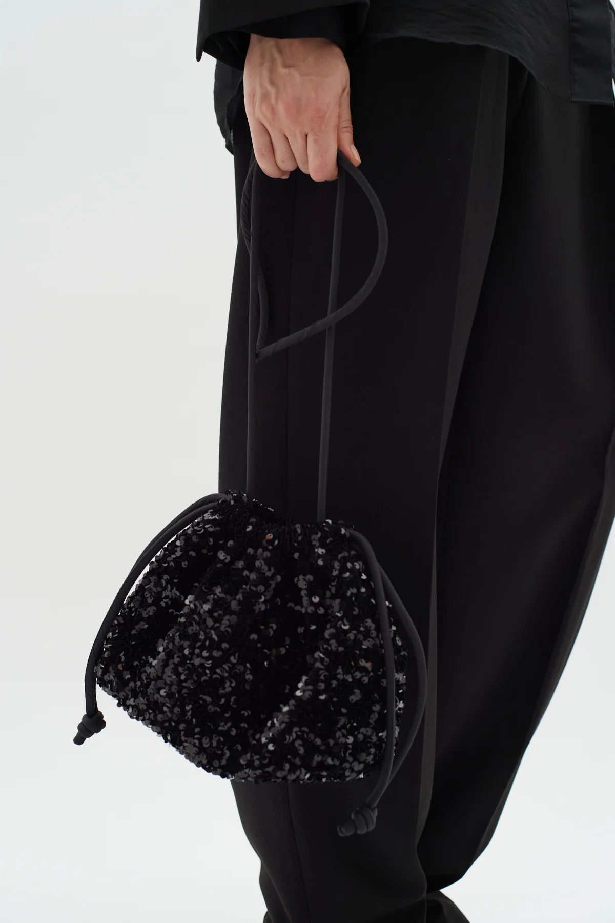 SairaIW Bag - Black