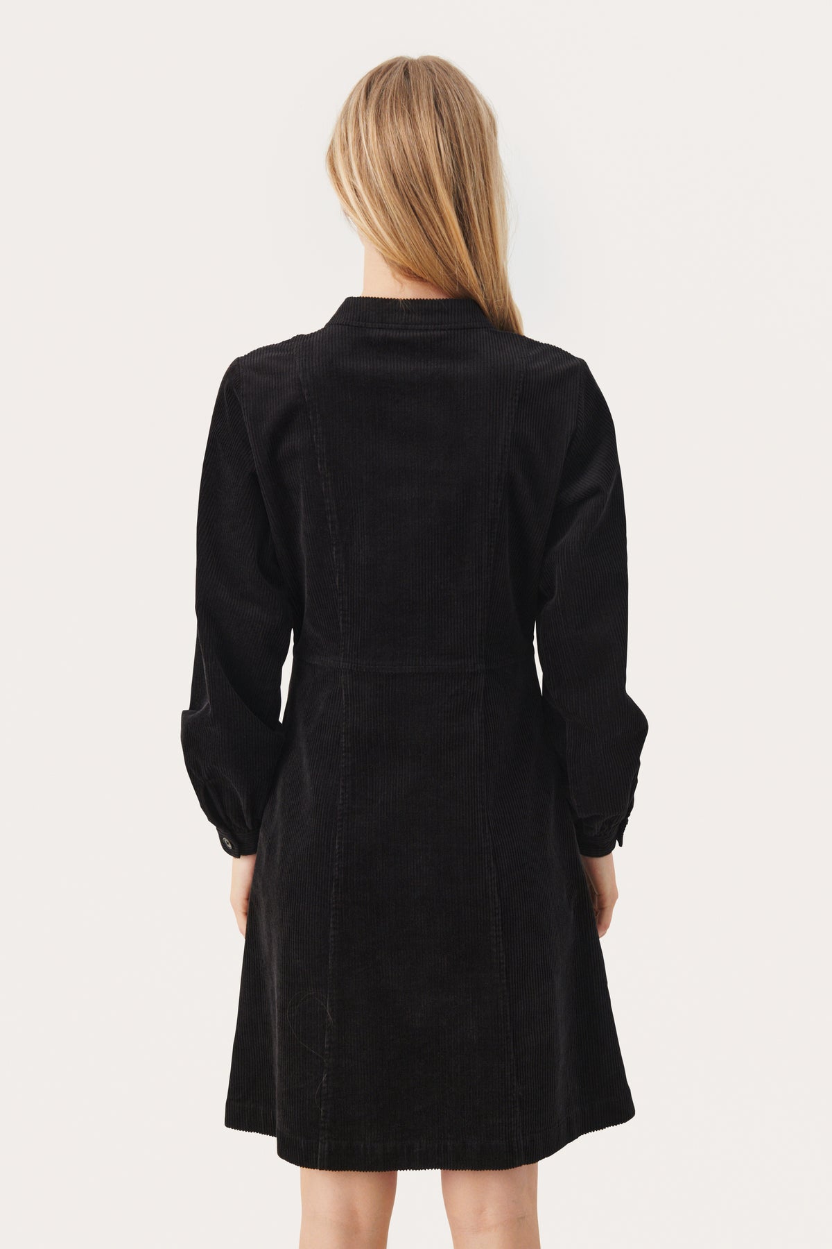 RuthiaPW DR - Black