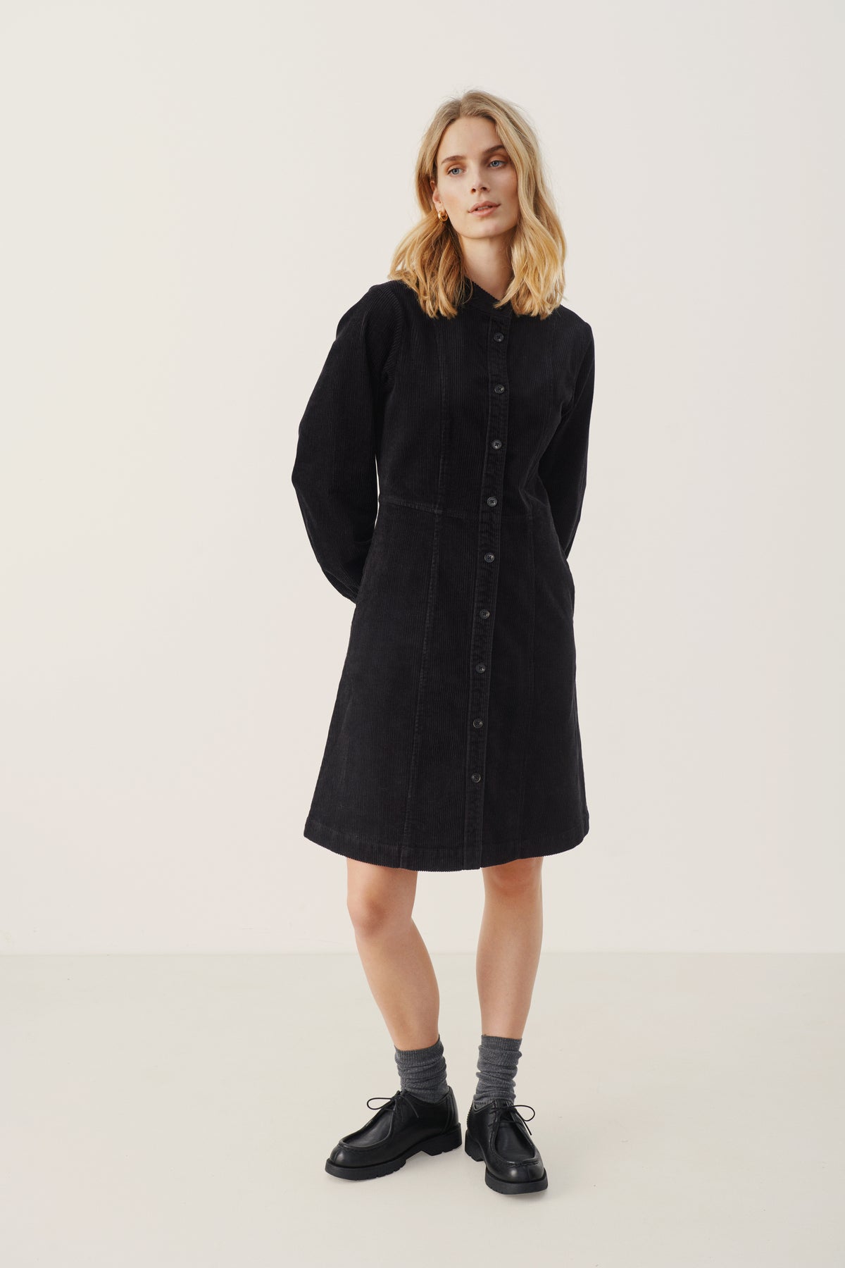 RuthiaPW DR - Black