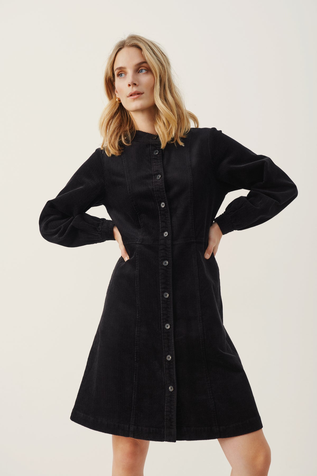 RuthiaPW DR - Black