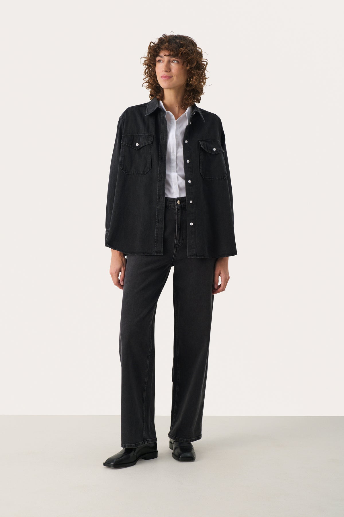 CollettePW SH - Washed Black Denim