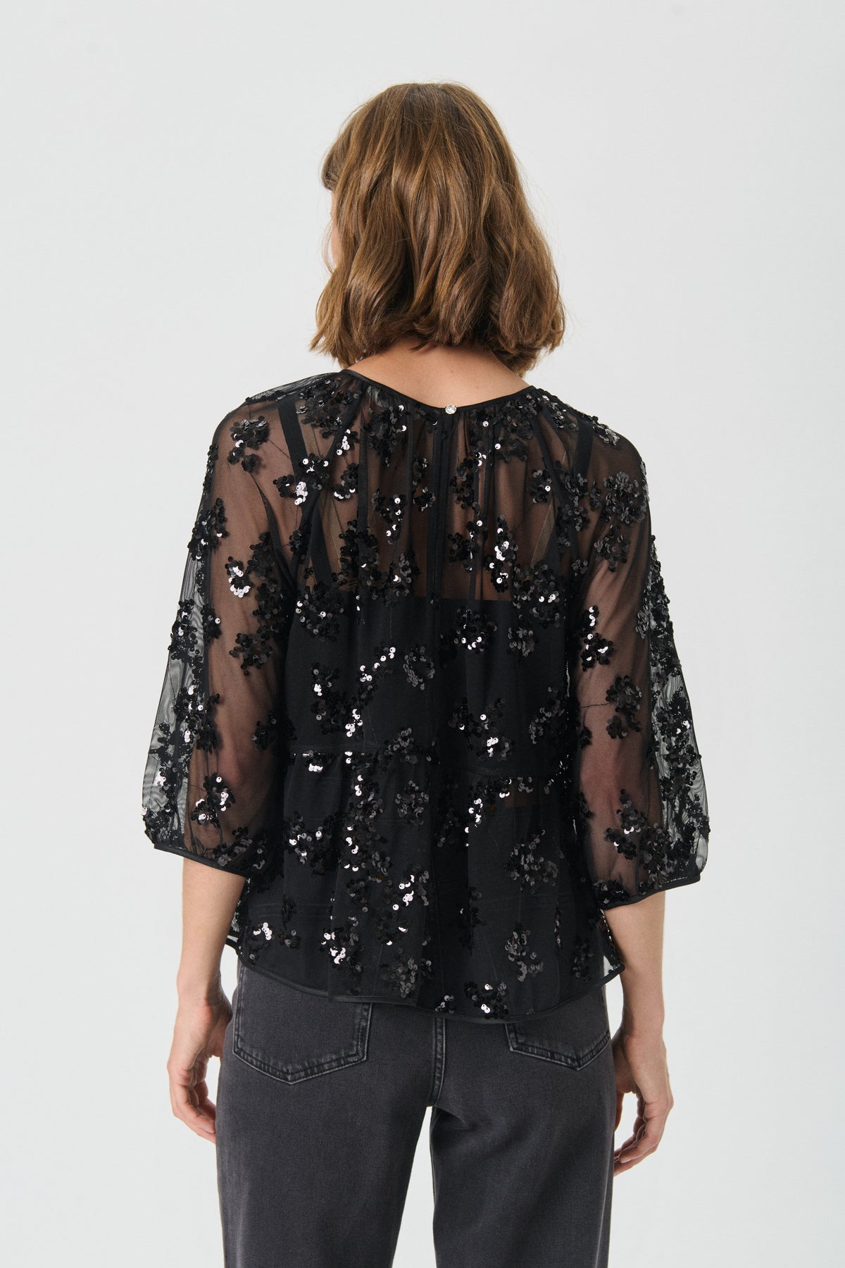 VivanPW Blus - Black Sequins On Mesh