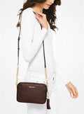Jet Set Medium Pebbled Leather Crossbody Bag - Chocolate