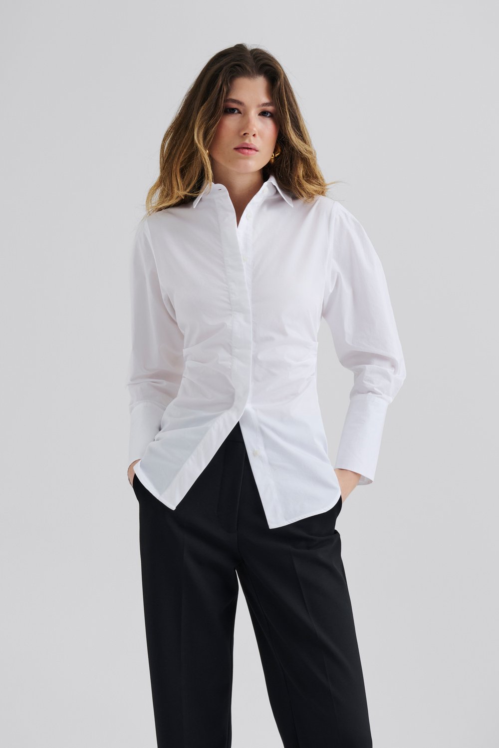 Calisa Fitted Poplin Shirt - Vit