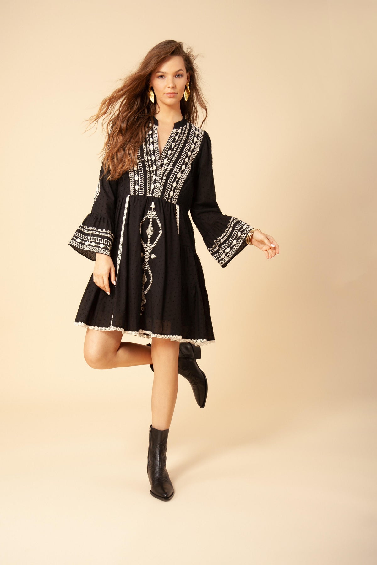 Tasha Embrodery Dress - Black