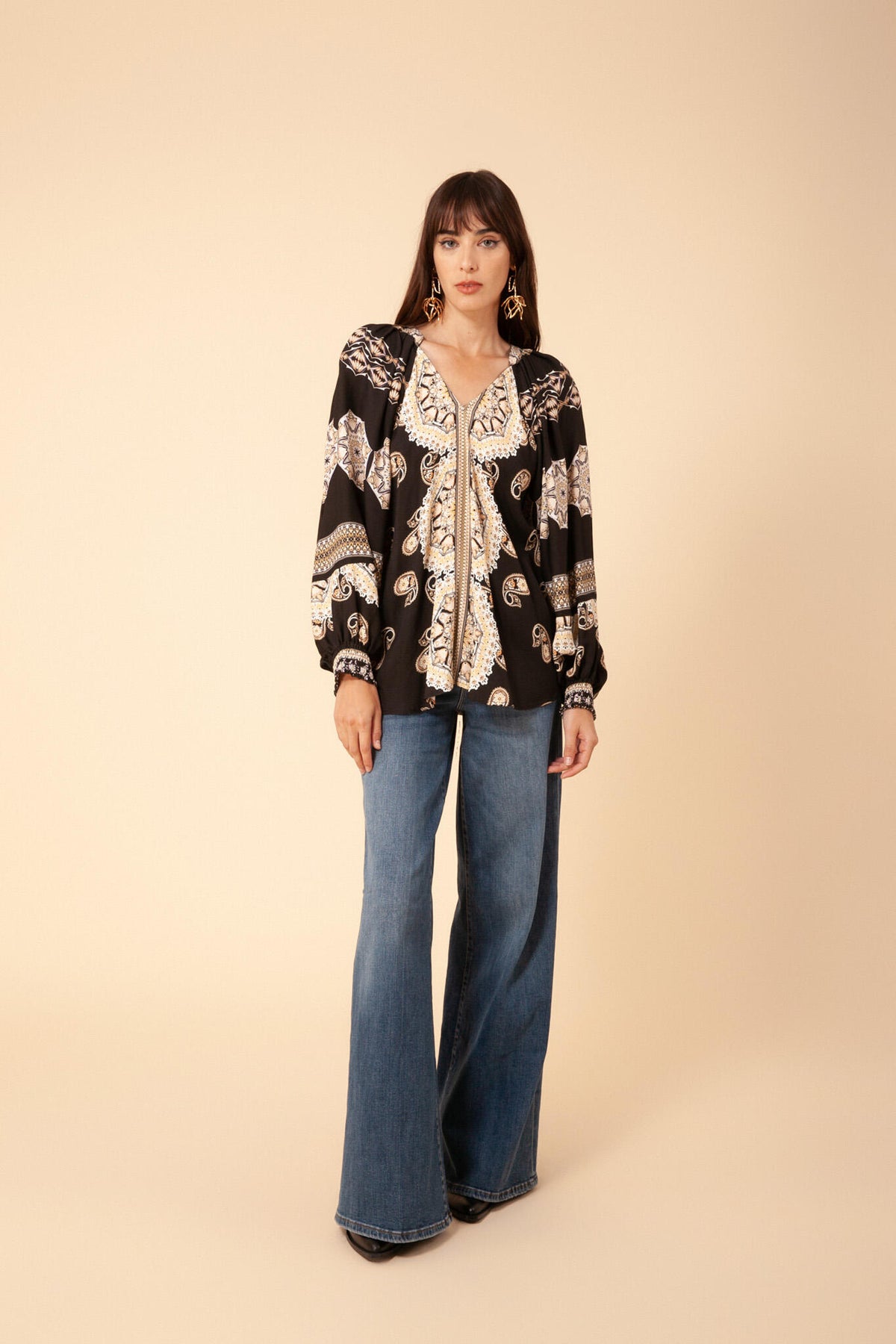 Levi Blouse - Black