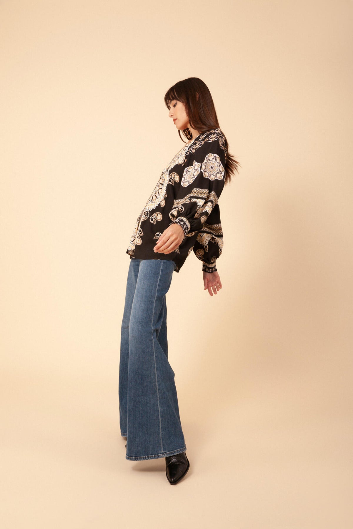 Levi Blouse - Black