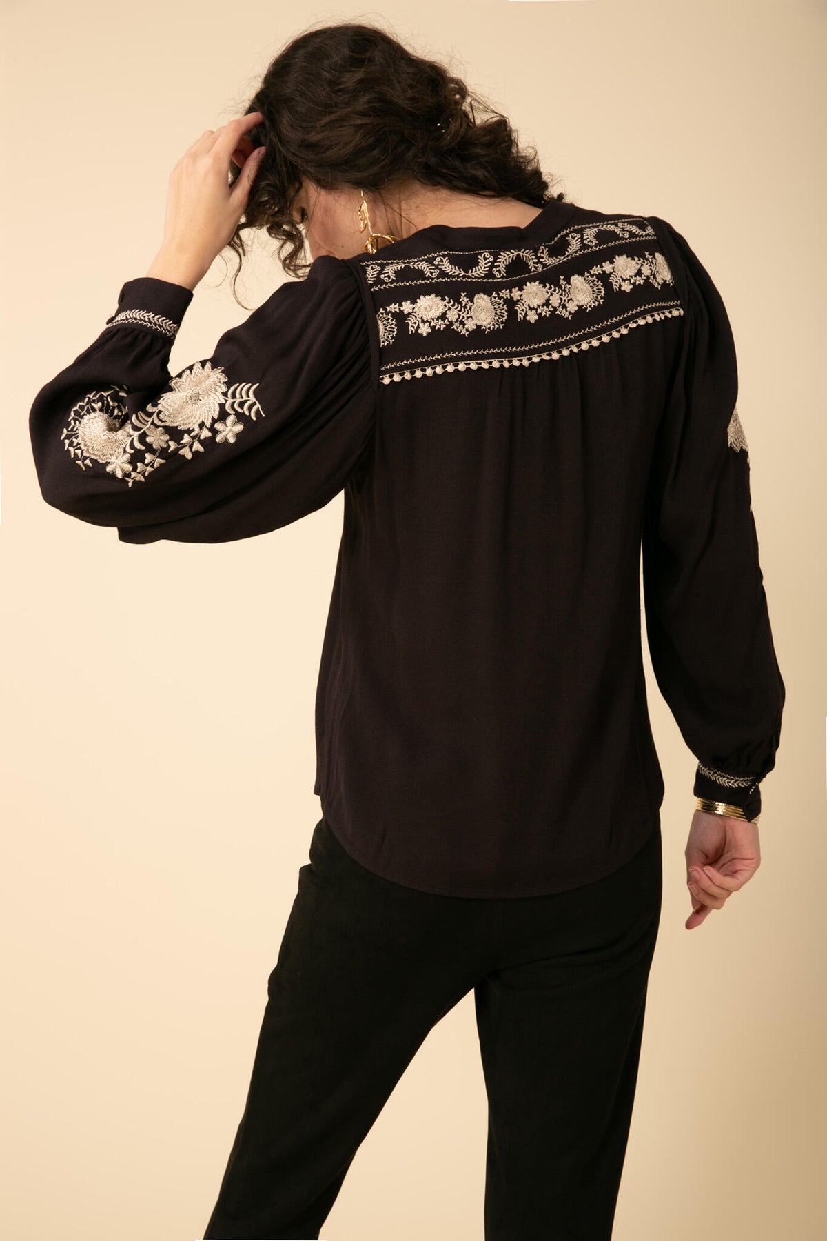 Leonie Embrodery Top - Black