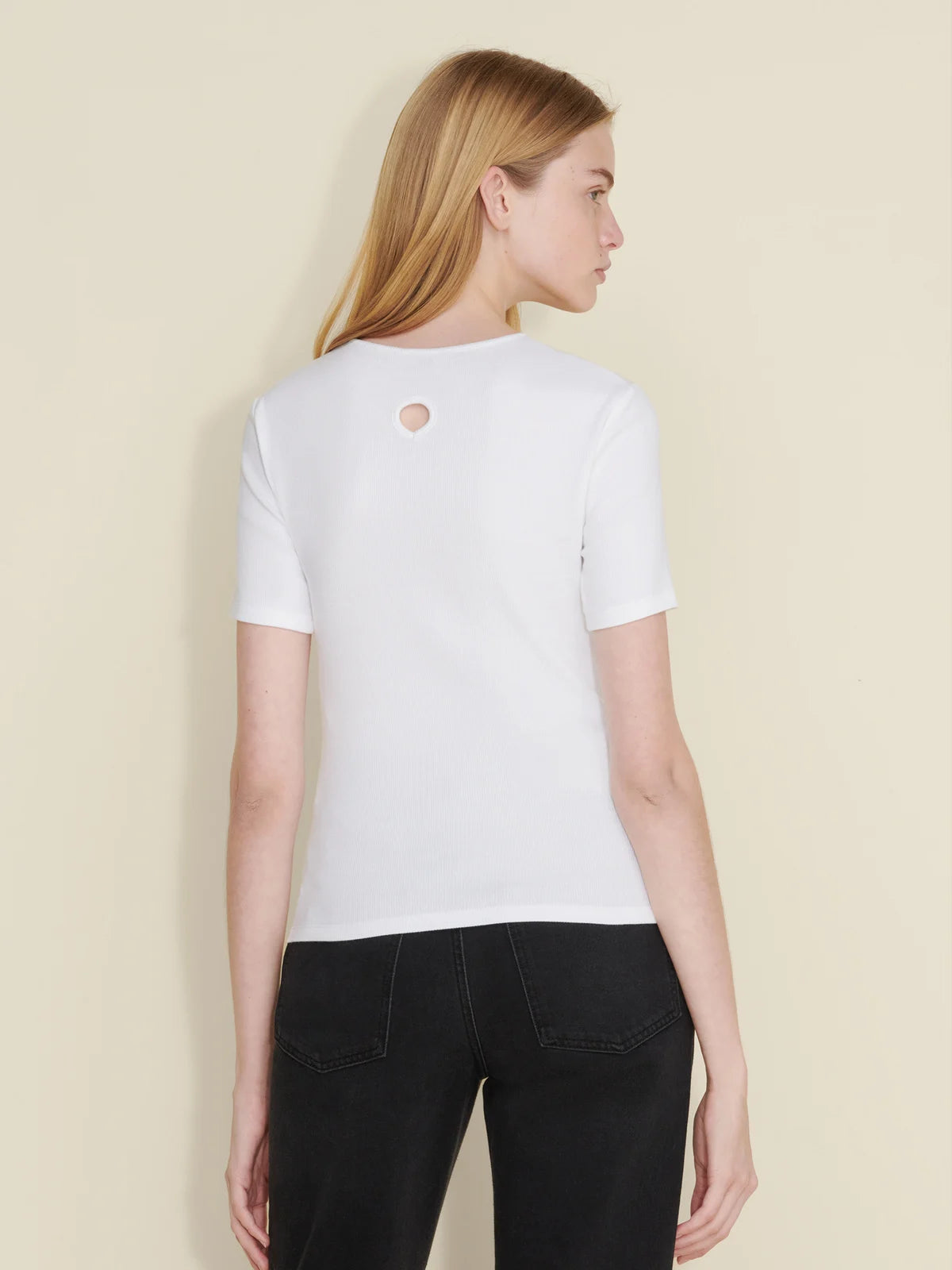 Fitted Rib Tee - Vit