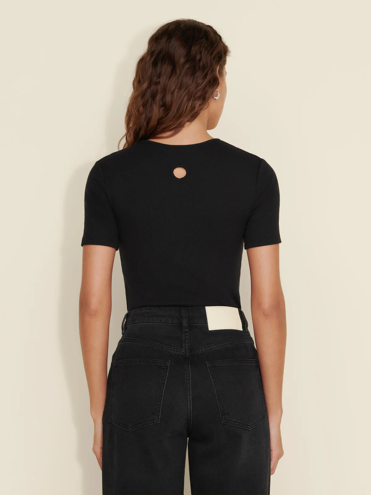 Fitted Rib Tee - Svart