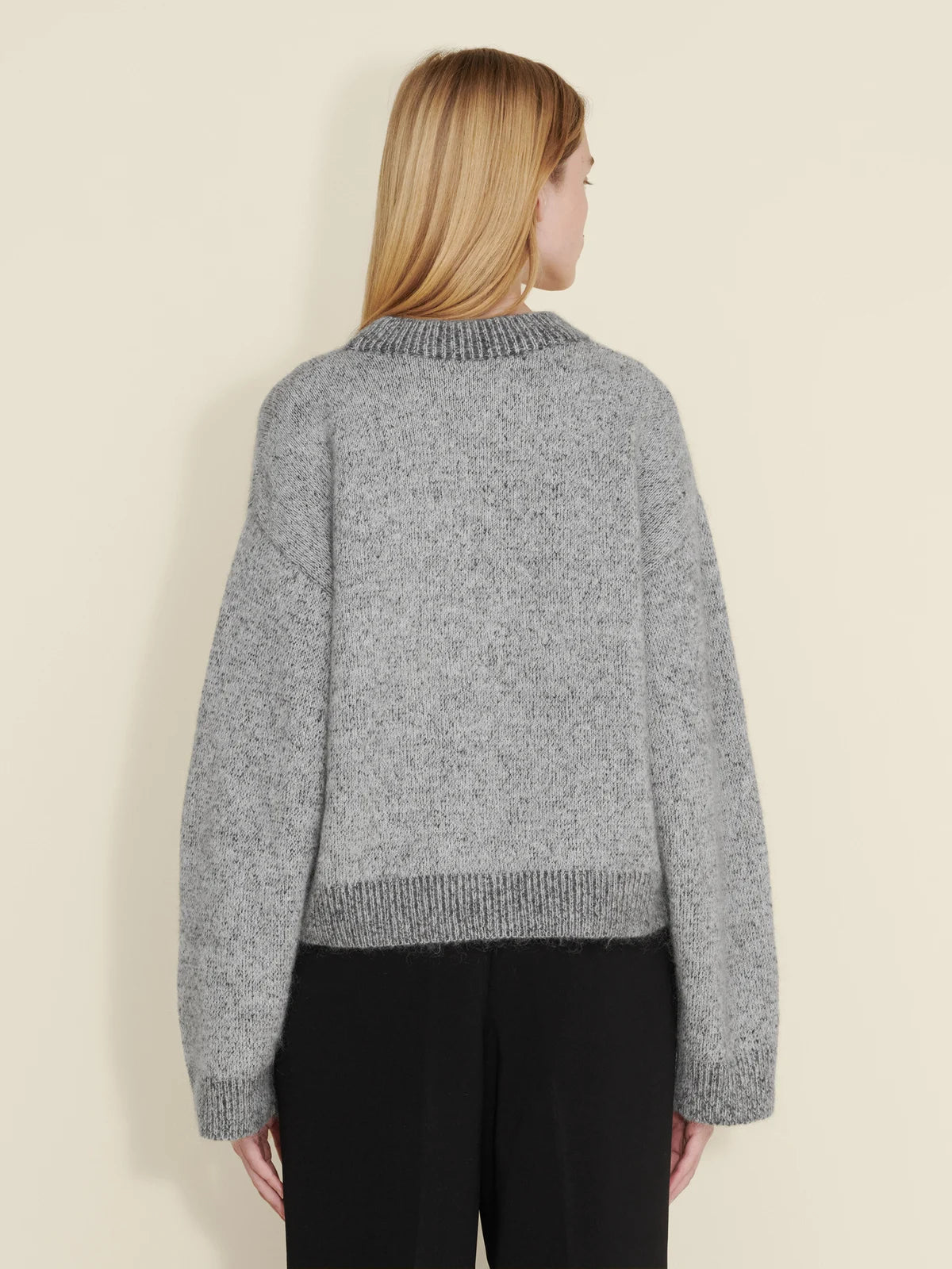 Tine Knit Crew Neck - Dk. Grey Mix