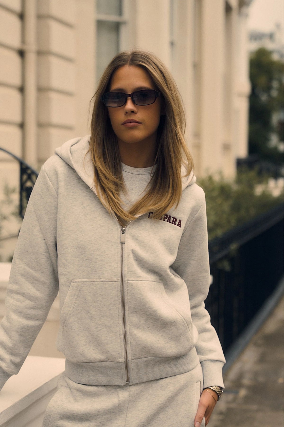 W. Varsity Zip Hoodie - Grå/Burgundy