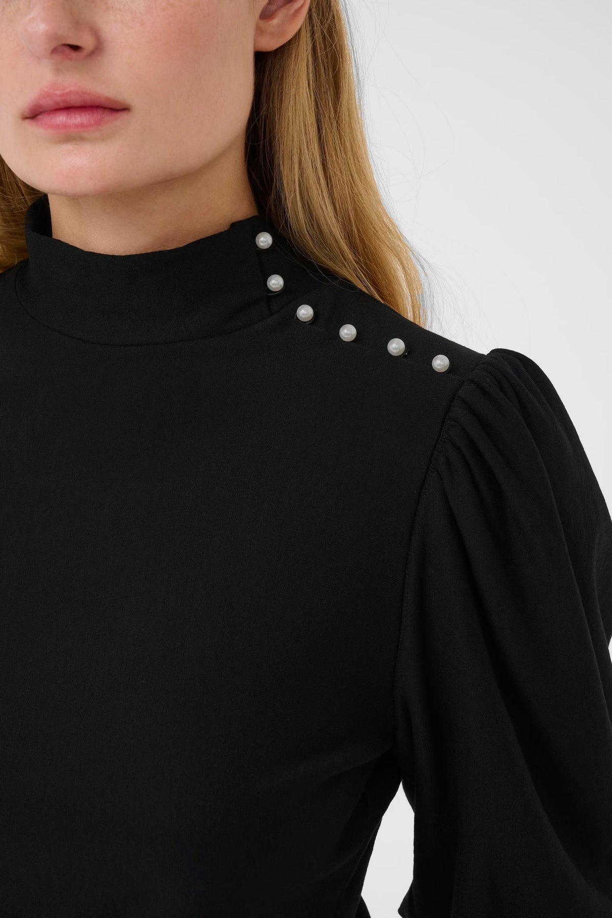 Gzrifa Button Balloon Top - Svart