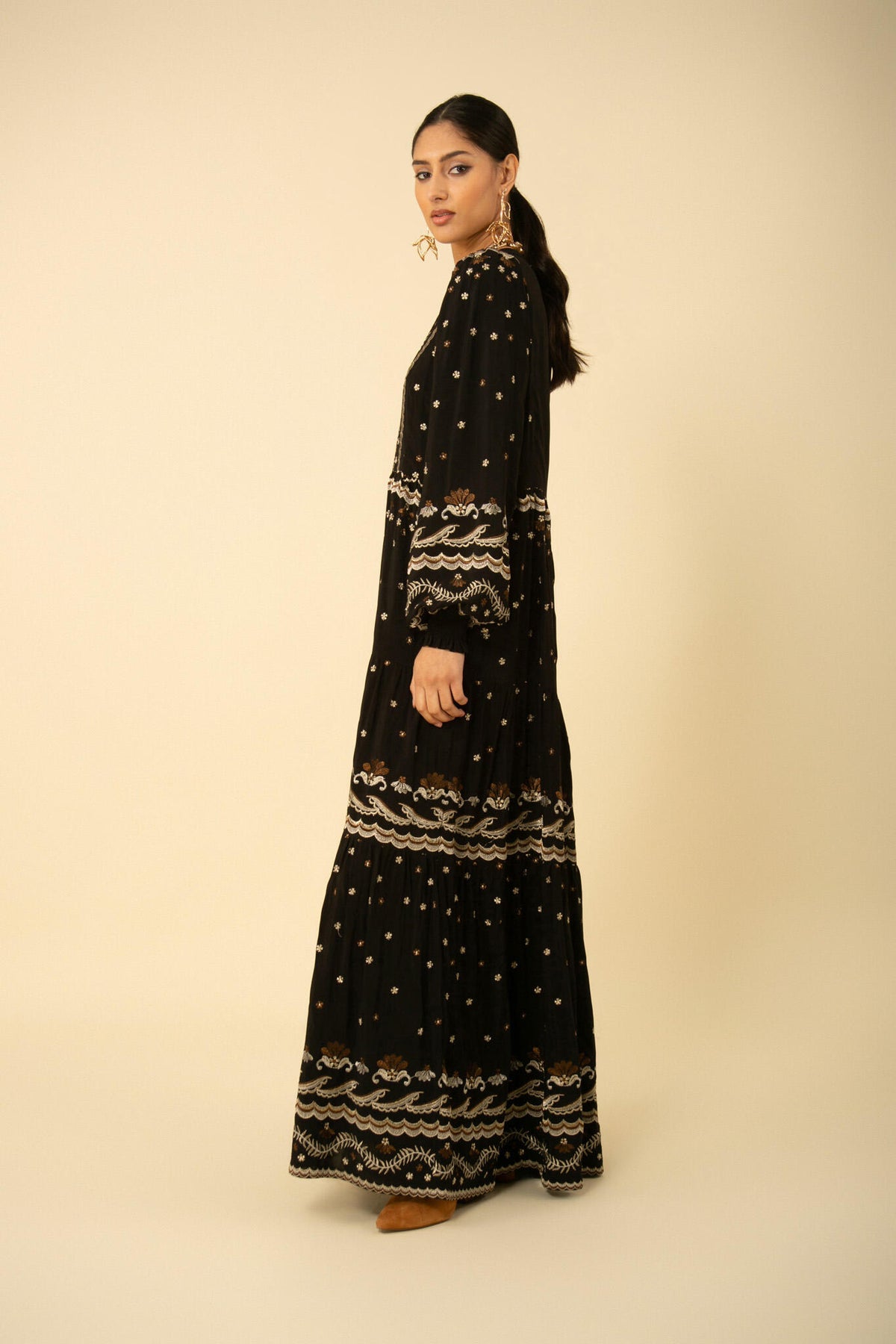 Audrey Long Dress W Embrodey - Black