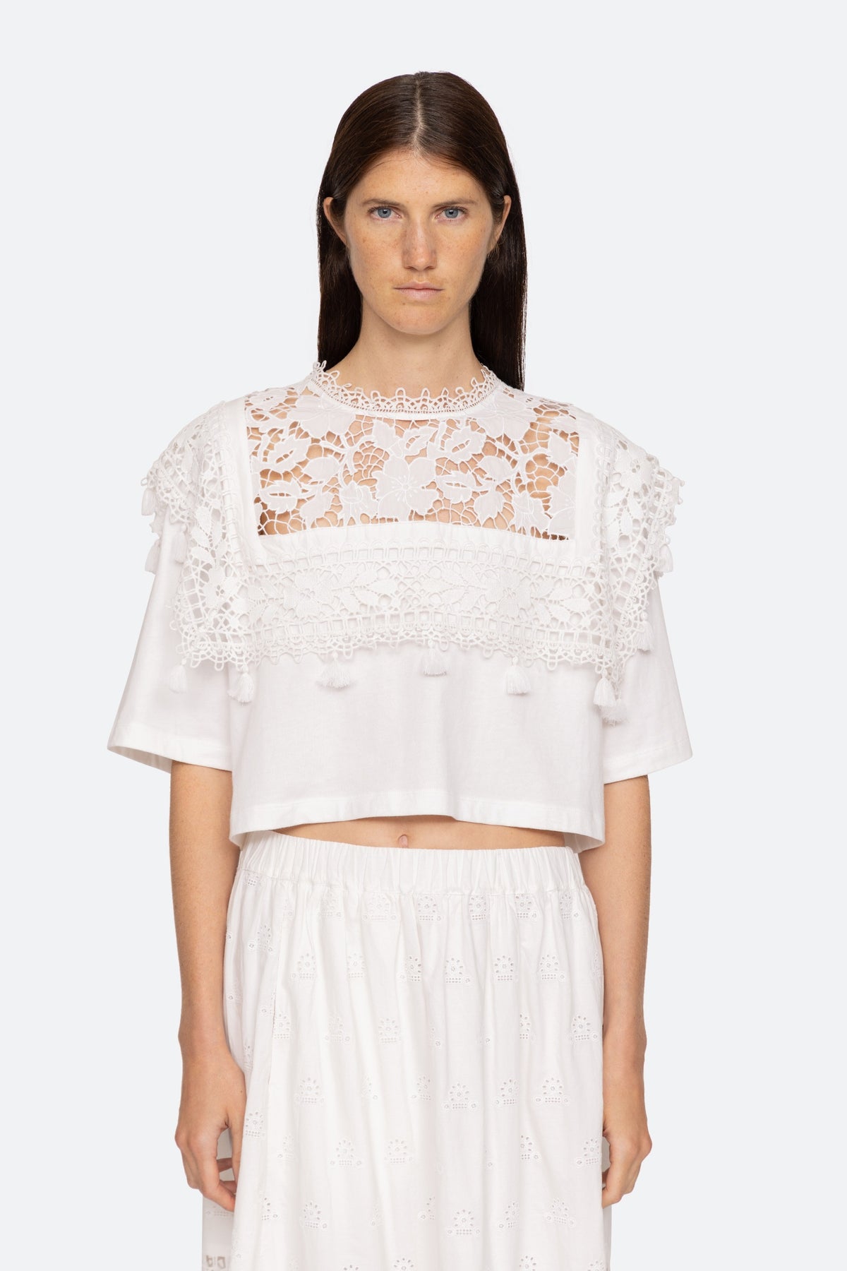 Joah Embroidery T-Shirt - Vit