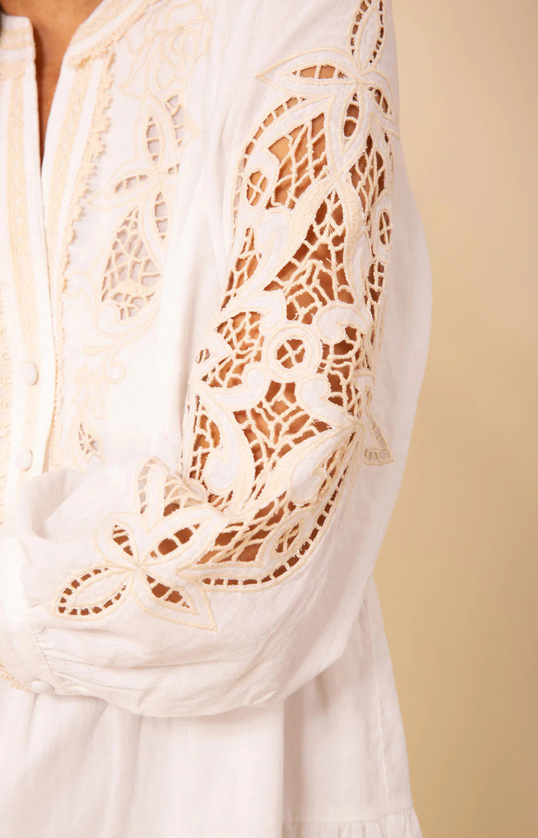 Aubree Dress W Embrodery - Ivory