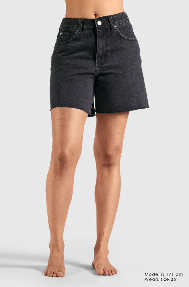 Ellie Shorts - Washed Black
