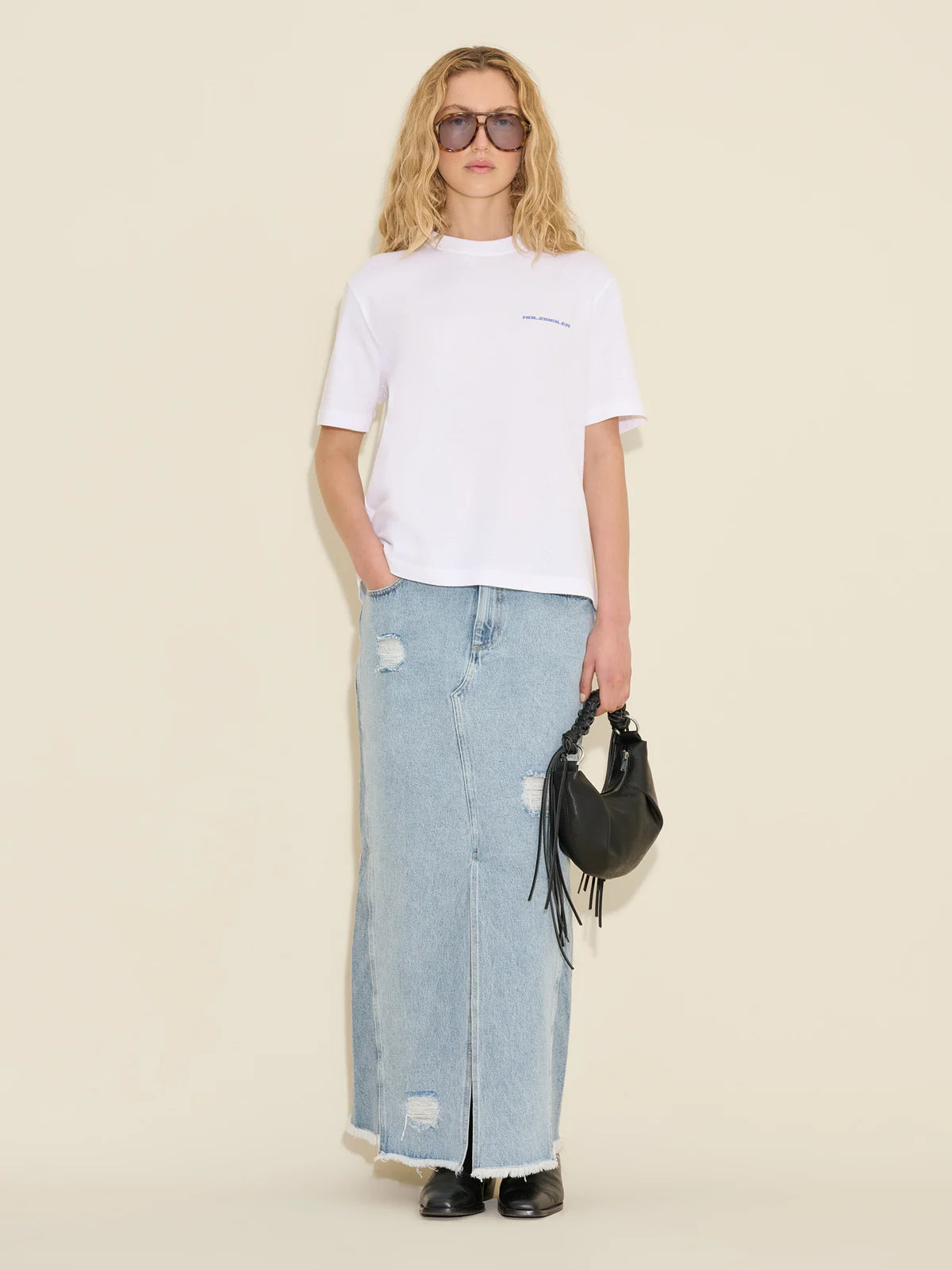 Kjerag Flower Tee - White