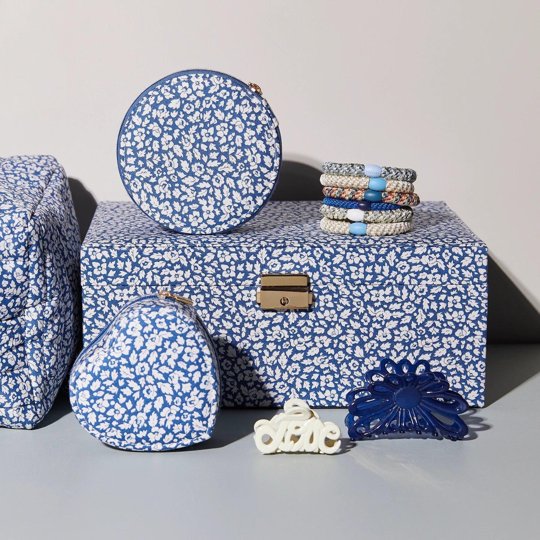 Smyckeskrin Square Mw Liberty - Feather Blue