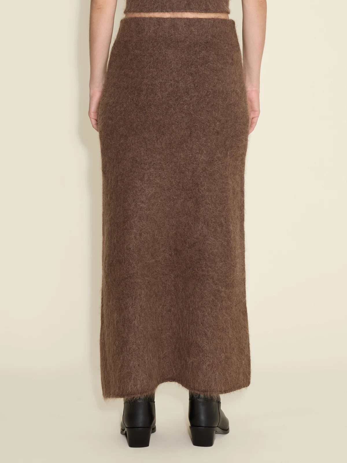 Fure Fluffy Skirt - Dark Brown