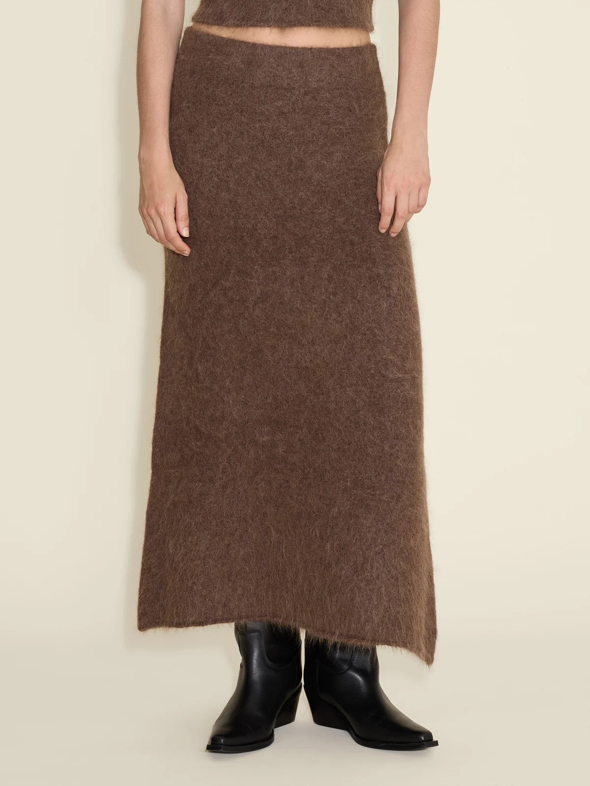 Fure Fluffy Skirt - Dark Brown