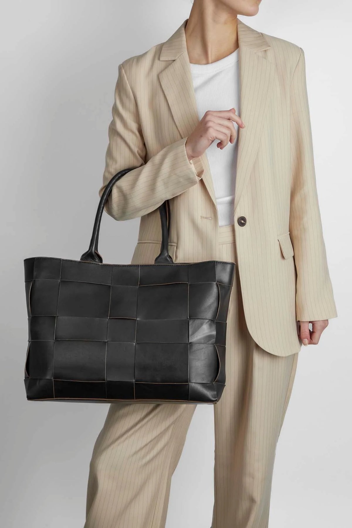 Euleen Shopper - Black