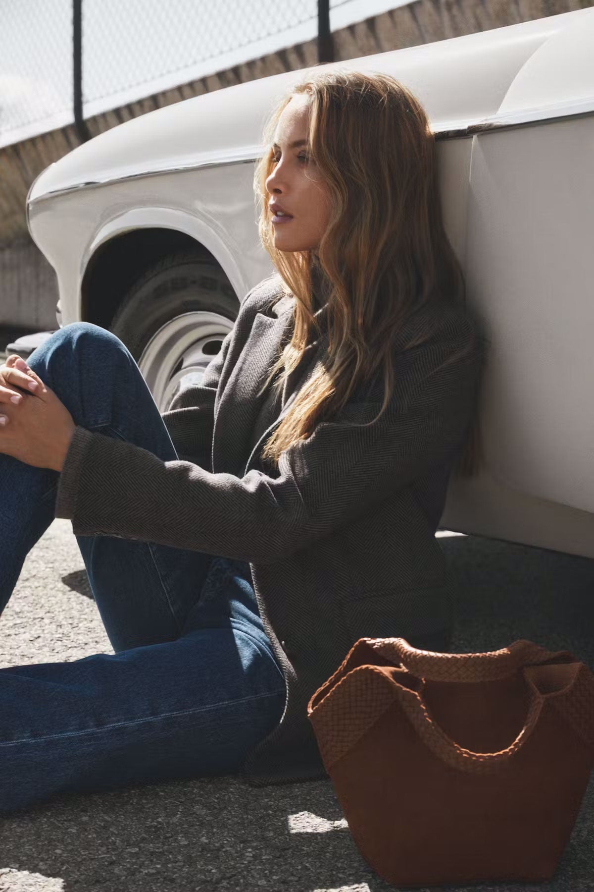 Aura Bag S - Dark Camel Suede