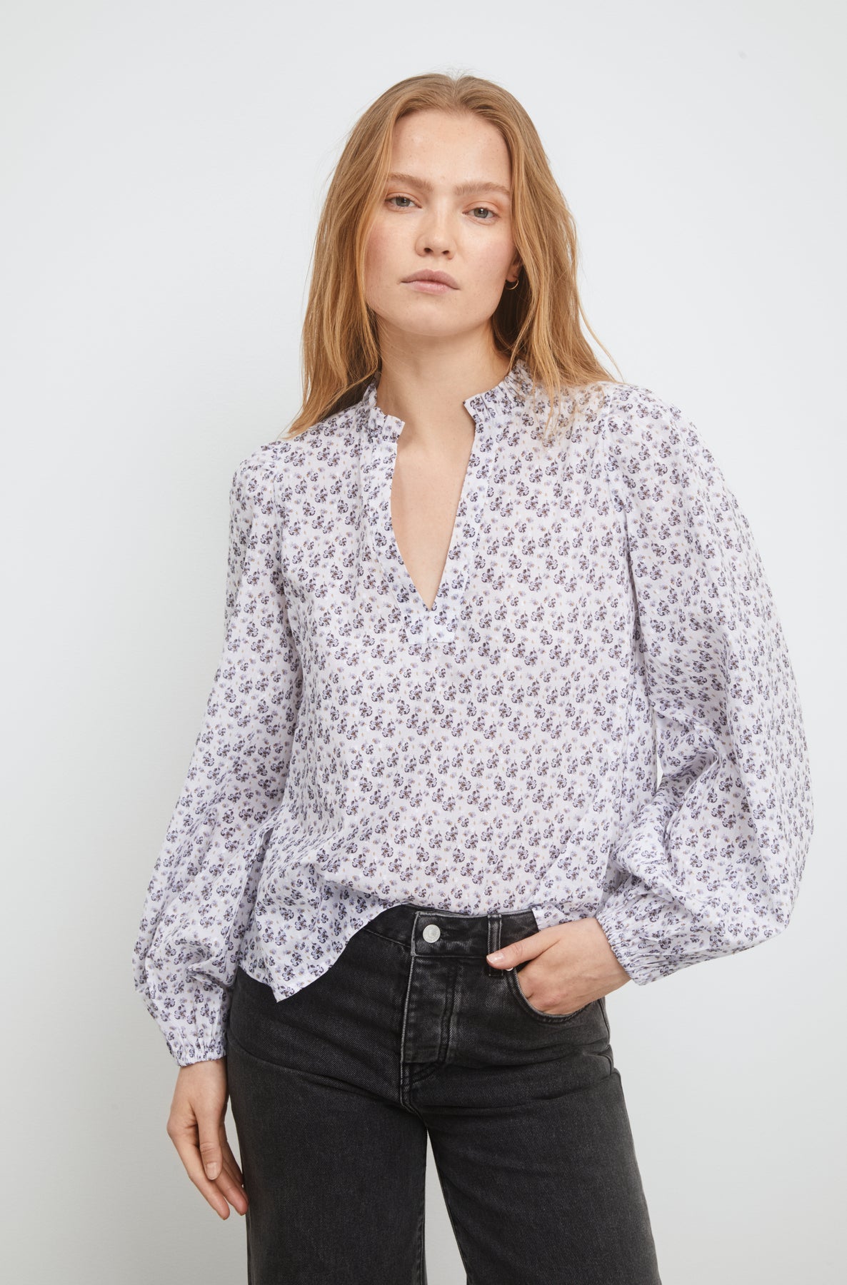 Karro Blouse - White Lupin Print