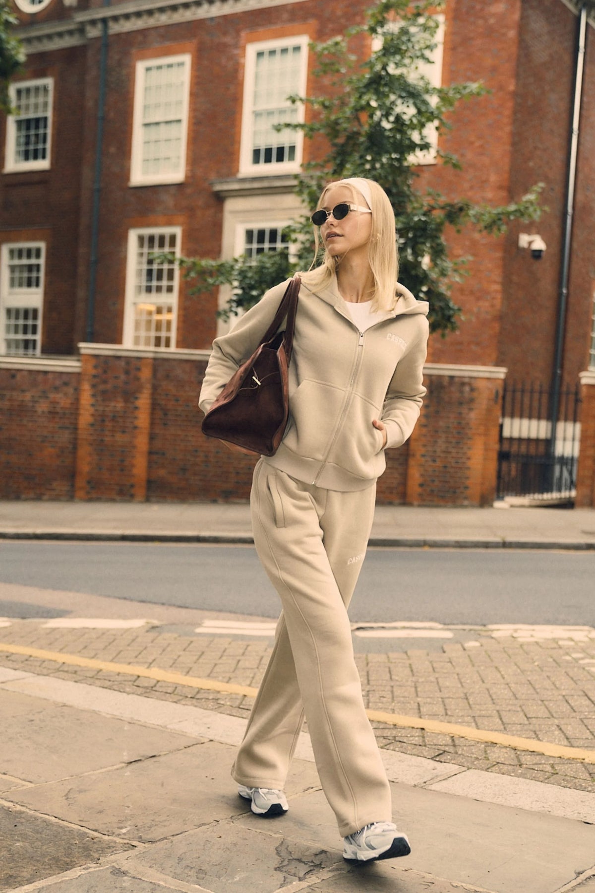 W. Varsity Sl Pants - Sand