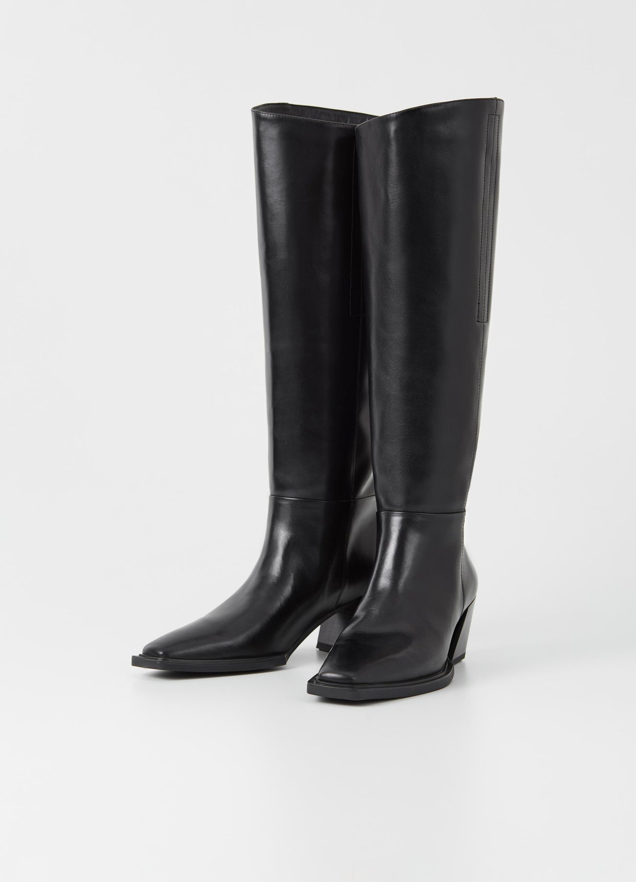 5221 Alina - Black