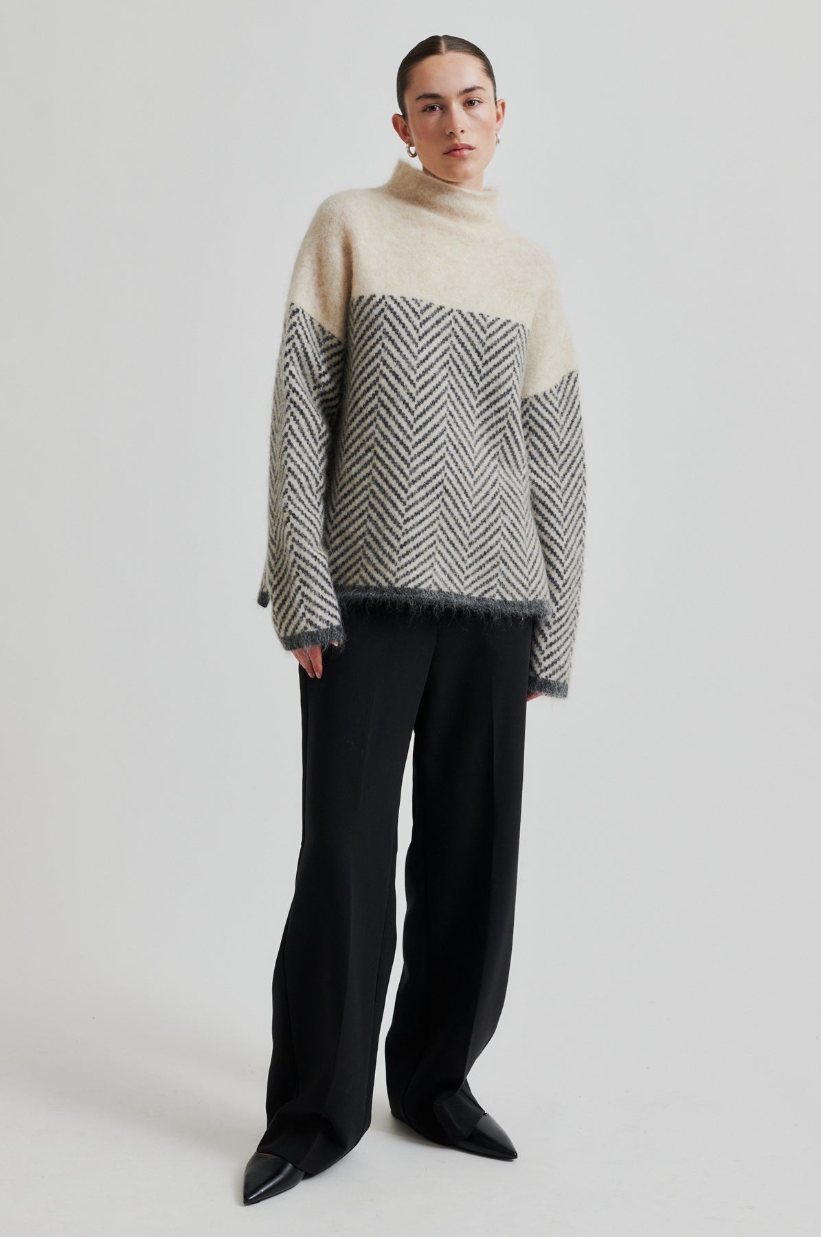 Herrin Knit T-Neck - Volcanic Ash