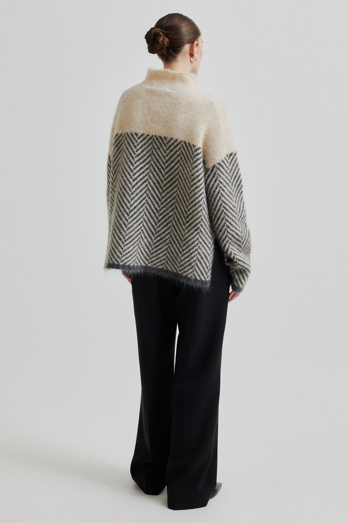 Herrin Knit T-Neck - Volcanic Ash