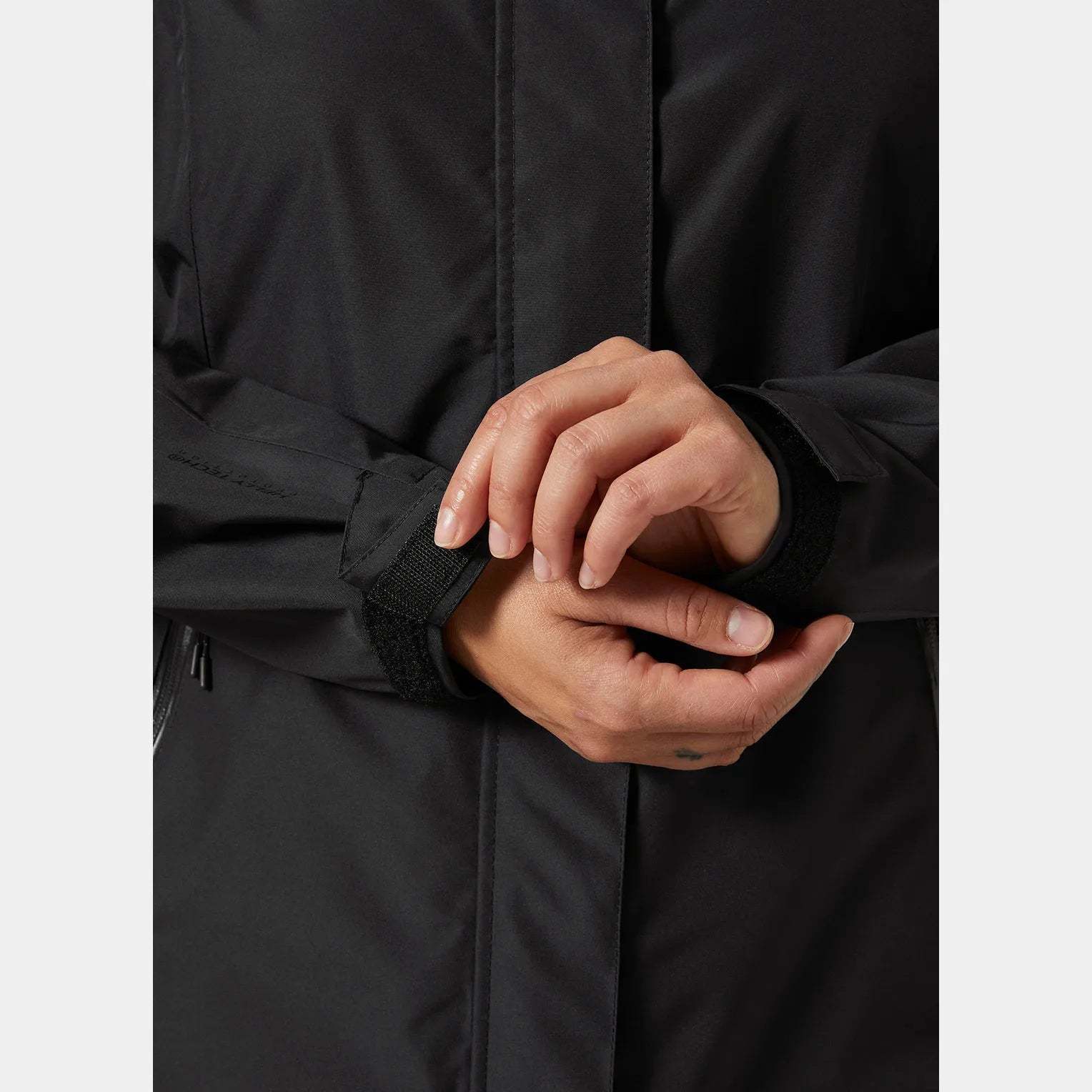 Voyage Raincoat - Black