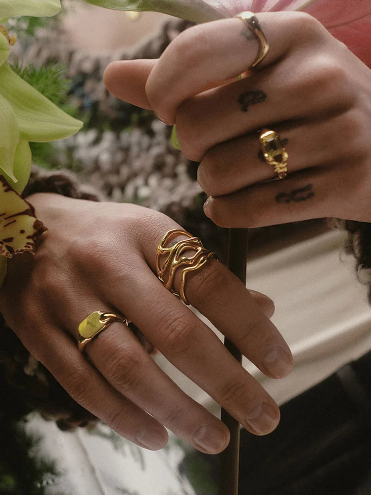 Vesta Ring - Gold