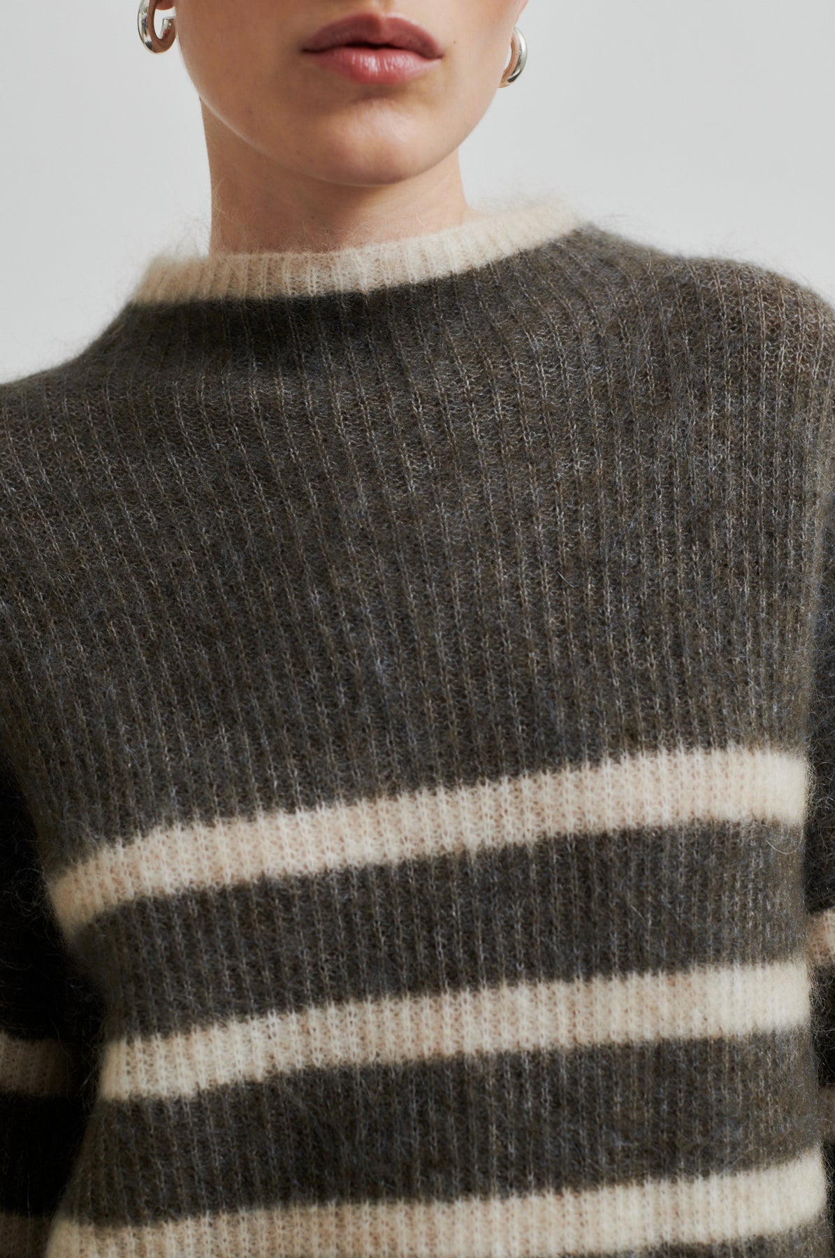 Ovalis Knit T-Neck - Chocolate Chip