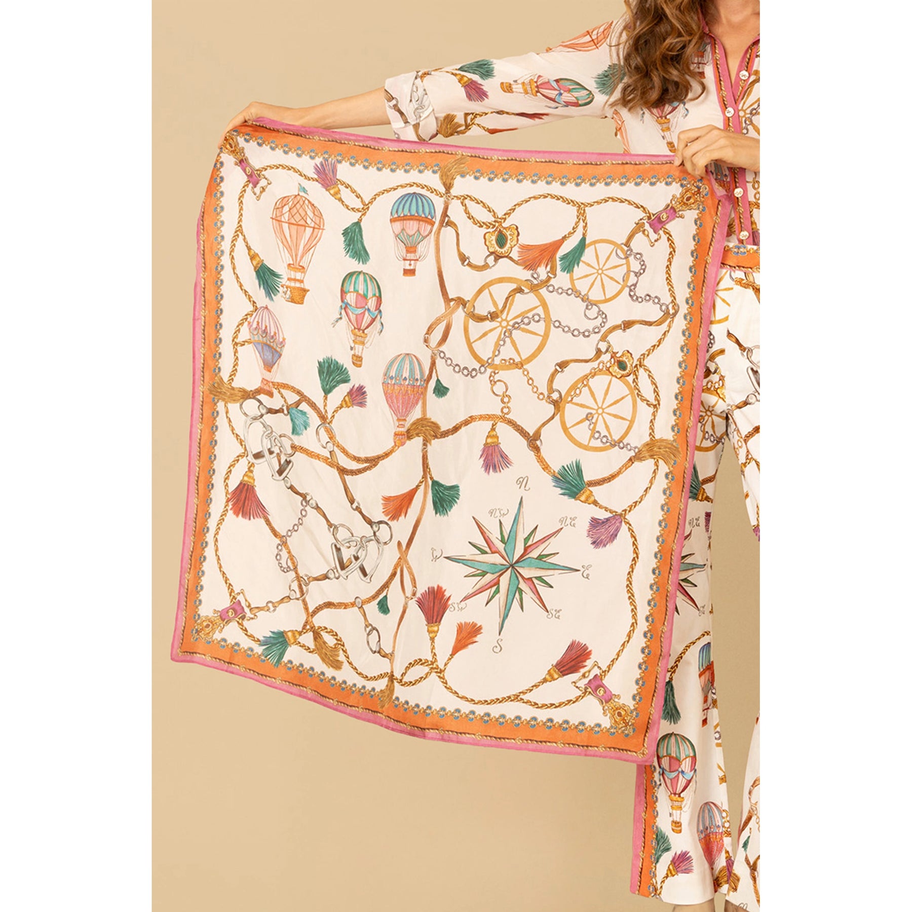 Leilany Silk Scarf - Vit