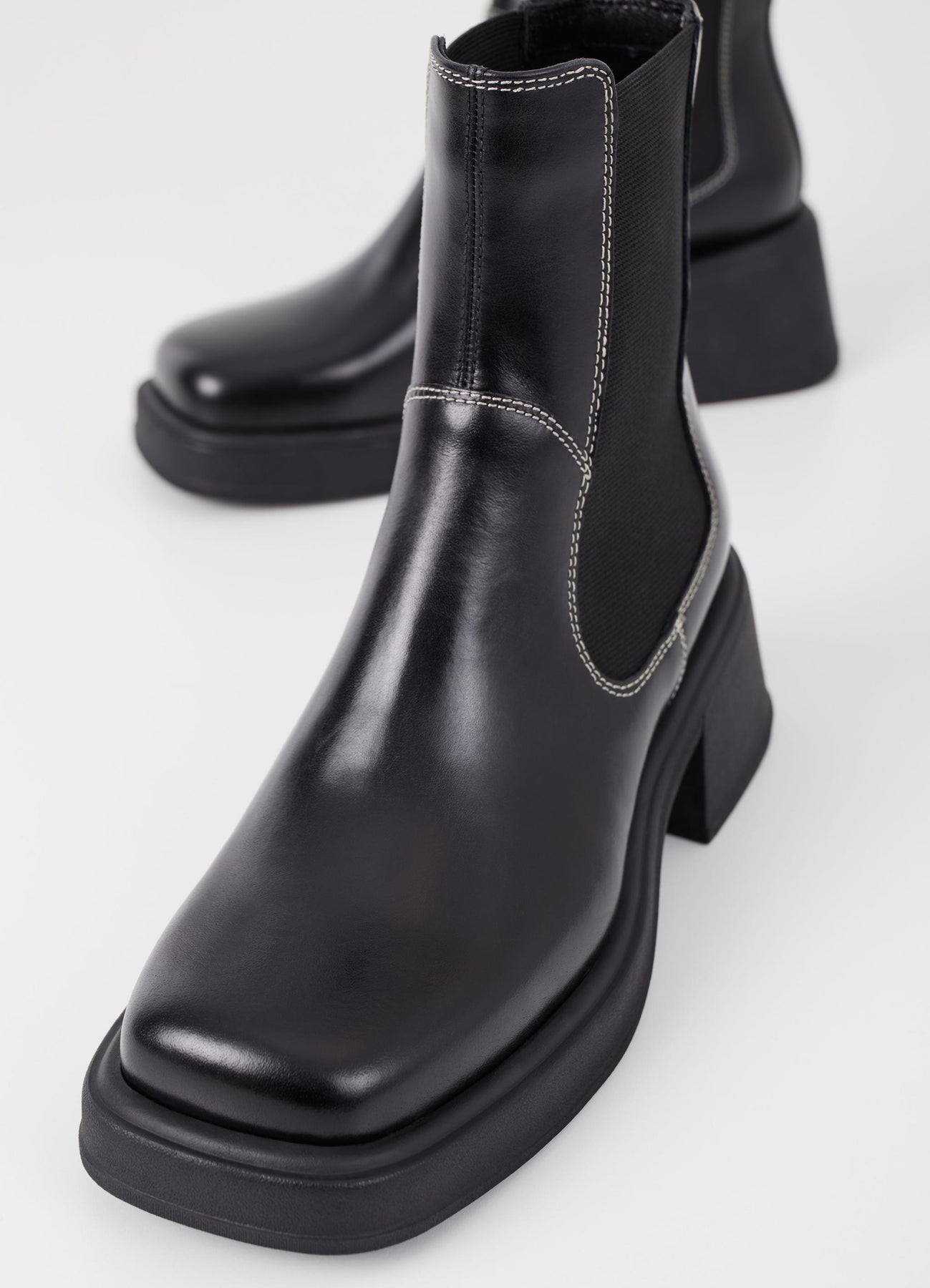 Vagabond Dorah Chelsea Boots